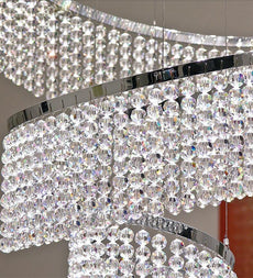 Lámpara de araña neobarroca con anillos de cristal